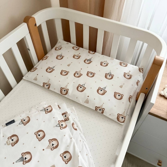 Set lenjerie de schimb pentru patut bebe 3 piese Mix ursuleti cu caciuli (6)